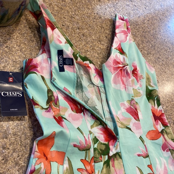 NWT Chaps Floral Feminine V Neck Dress 6 - Picture 9 of 17
